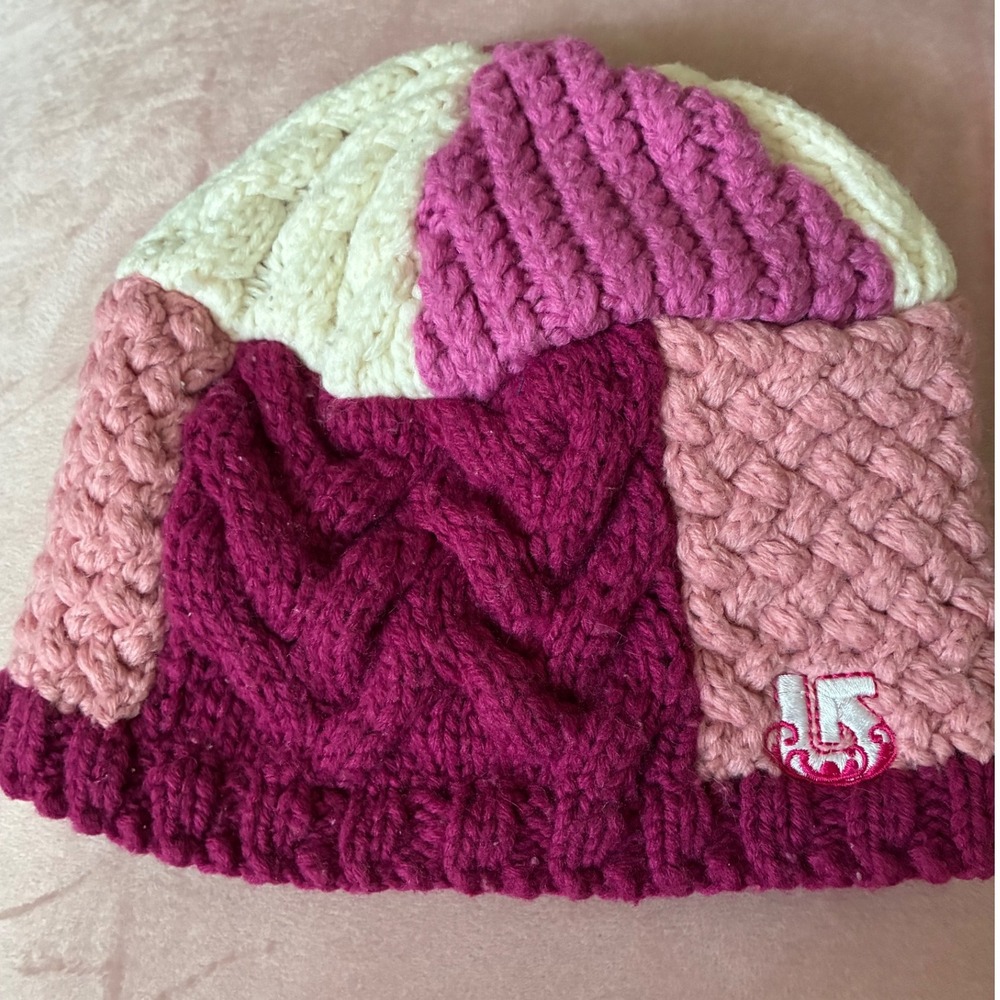 Burton Beanie Women OS Pink Patchwork Cable Knit Wool Blend Winter Hat Logo Ski